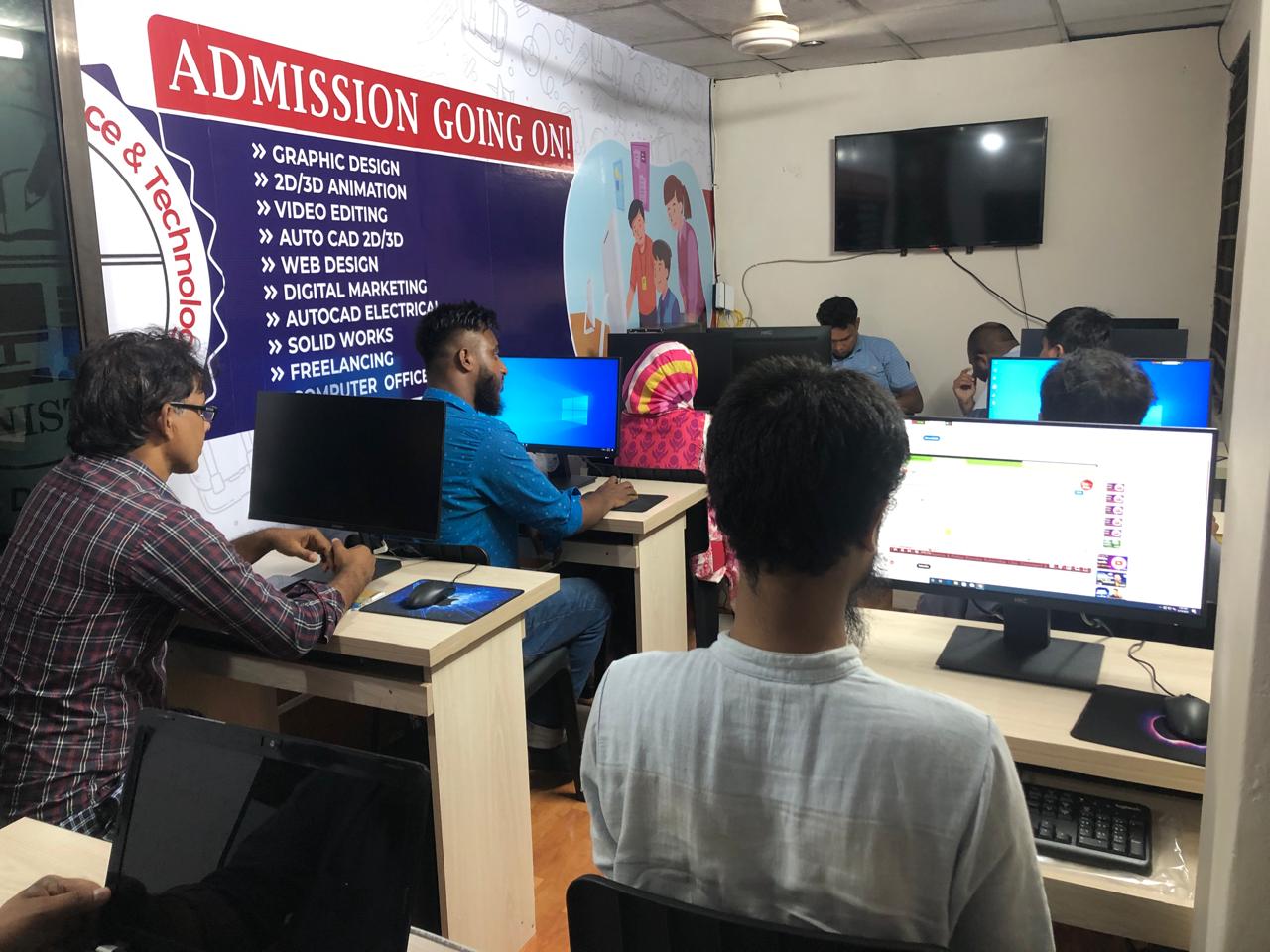 ডিজিটাল মার্কেটিং কোর্স ও ফ্রিল্যান্সিং শিখুন